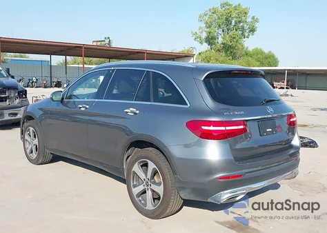 2019 Mercedes-Benz Glc 300 из США, поврежденный, VIN WDC0G4JB5KV144100